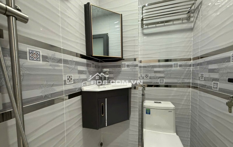 HXH Lê Văn Sỹ thông Huỳnh Văn Bánh Quận 3, 40m2 5 Tầng, 5PN. Nhỉnh 6 tỷ